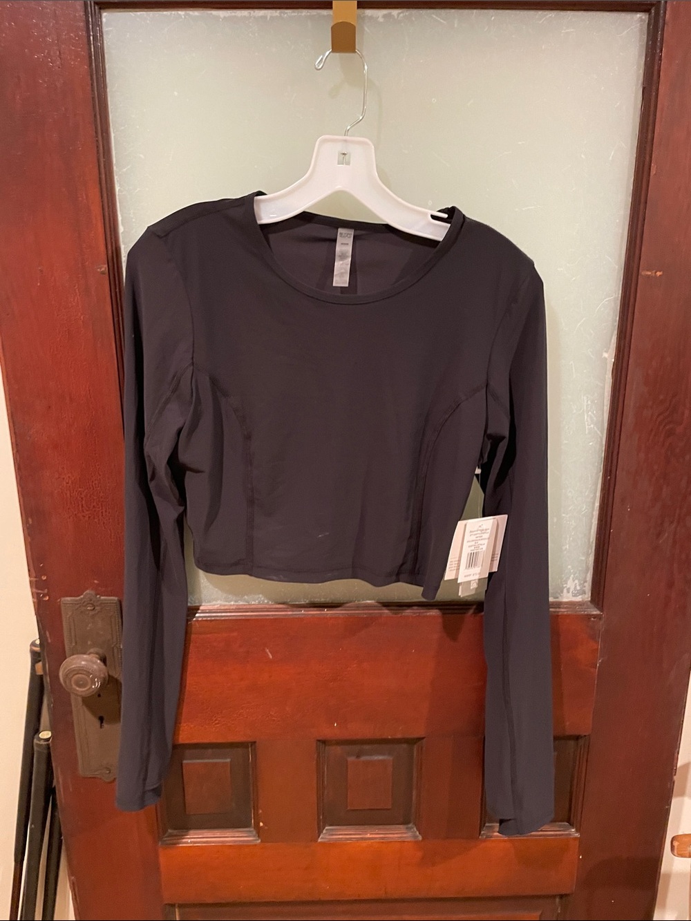 Beyond Yoga Black Long-Sleeve Crop Top
